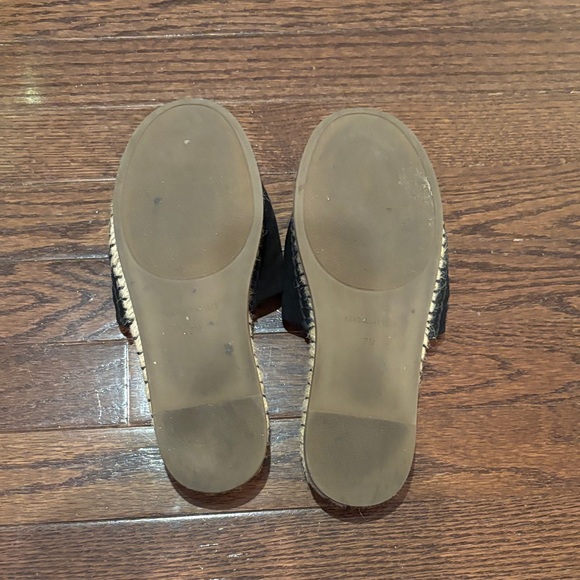 Kendall & Kylie Black Bow Espadrille Slides - Picture 3 of 3